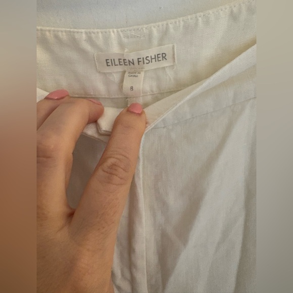 EILEEN FISHER Sz 8 White 100% Organic Linen Pleated Button Roll Up Shorts - Picture 3 of 5